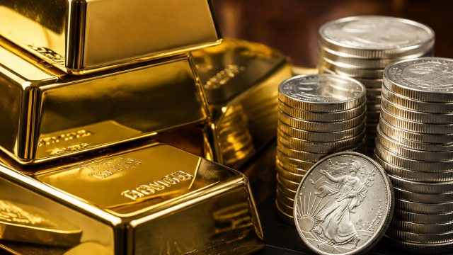 Gold Prices Decline While Silver Sees Growth Amid Market Fluctuations | wulan togel, ratudomino
